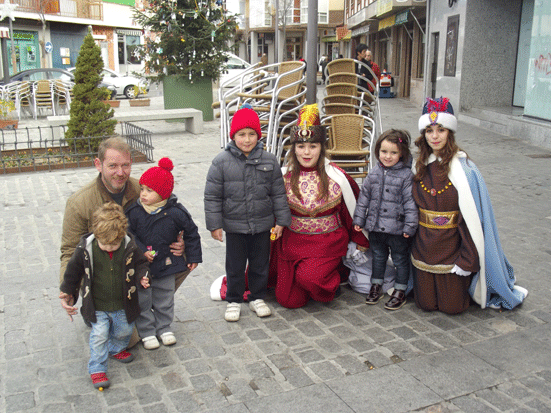 Visita de los carteros reales a la Plaza de los Cuatro Caños