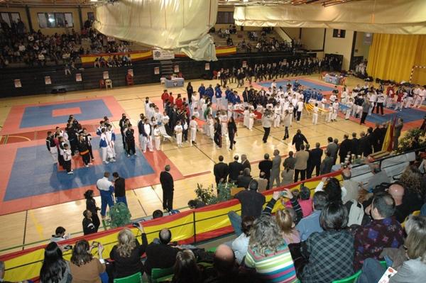 Imagen El Polideportivo acoge este sábado el XIII Trofeo Internacional de Kárate
