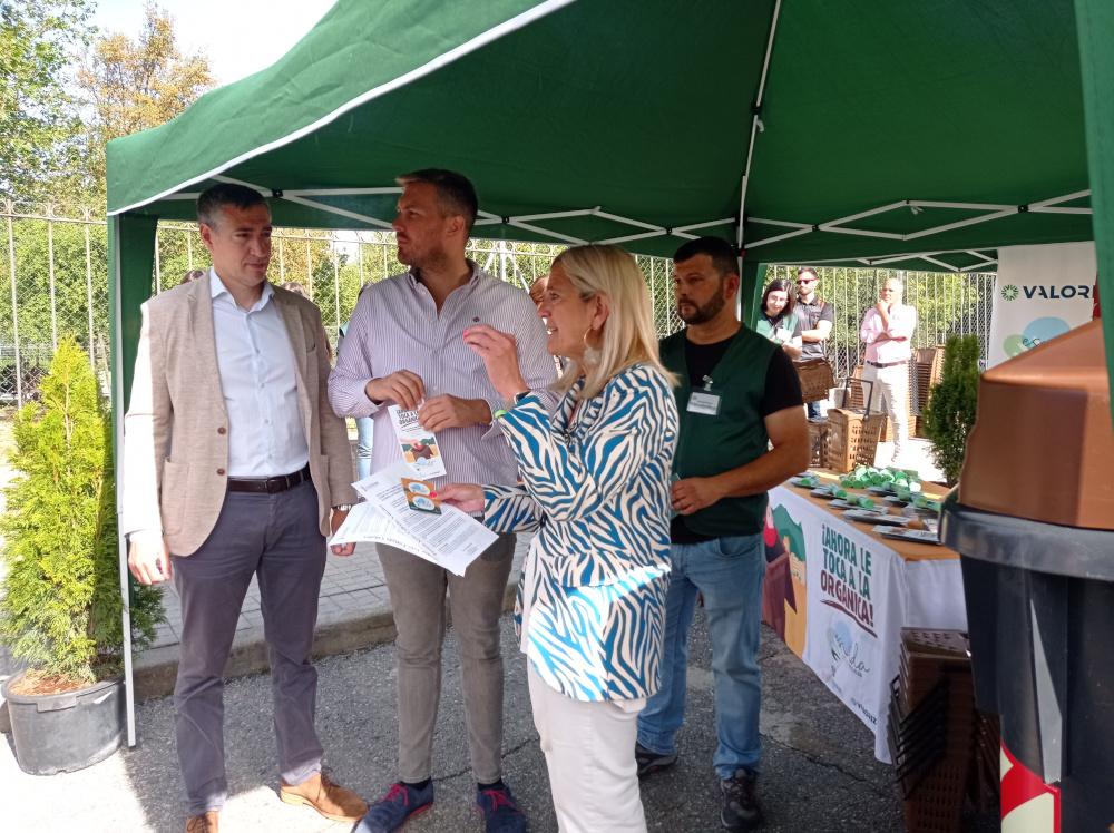 Imagen Arranca la nueva Campaña informativa sobre la recogida de la fracción orgánica en los barrios de Las Suertes y el Parque de La Coruña