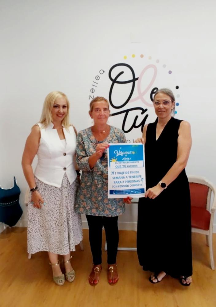 Imagen El centro de belleza ‘Olé Tú’ dispensa el boleto ganador del viaje a Tenerife dentro de la campaña “El Veranazo”