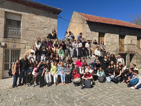 Imagen Un grupo de alumnos franceses visita Collado Villalba en el marco de un intercambio escolar
