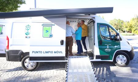 Imagen El Punto Limpio Móvil Collado Villalba recibe más de 19.000 visitas anuales por parte de los usuarios