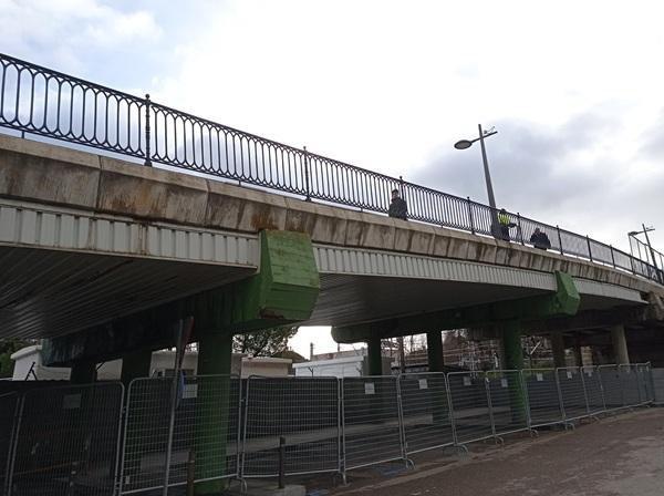 Imagen La Justicia vuelve a dar la razón al Ayuntamiento de Collado Villalba sobre el mantenimiento del puente de la Estación