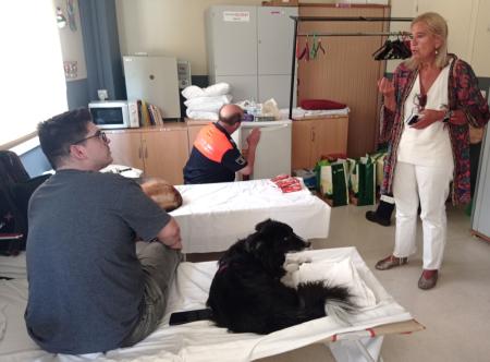 Imagen Collado Villalba se vuelca con los vecinos de Valdemaqueda desalojados de sus casas por los incendios forestales